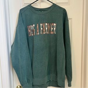 Hug a Farmer comfort colors crewneck sweatshirt green size XL